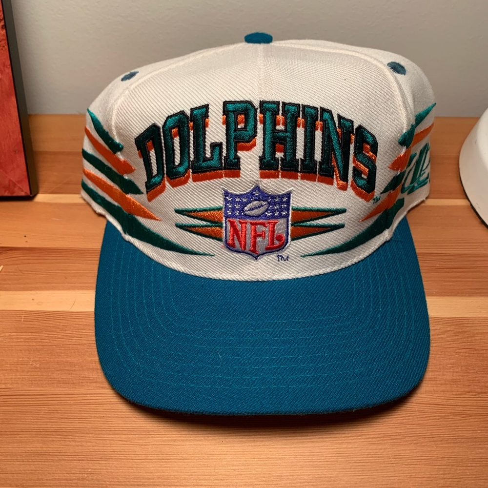 Vintage Logo Athletic Miami Dolphins Diamond Cut Snapback Hat